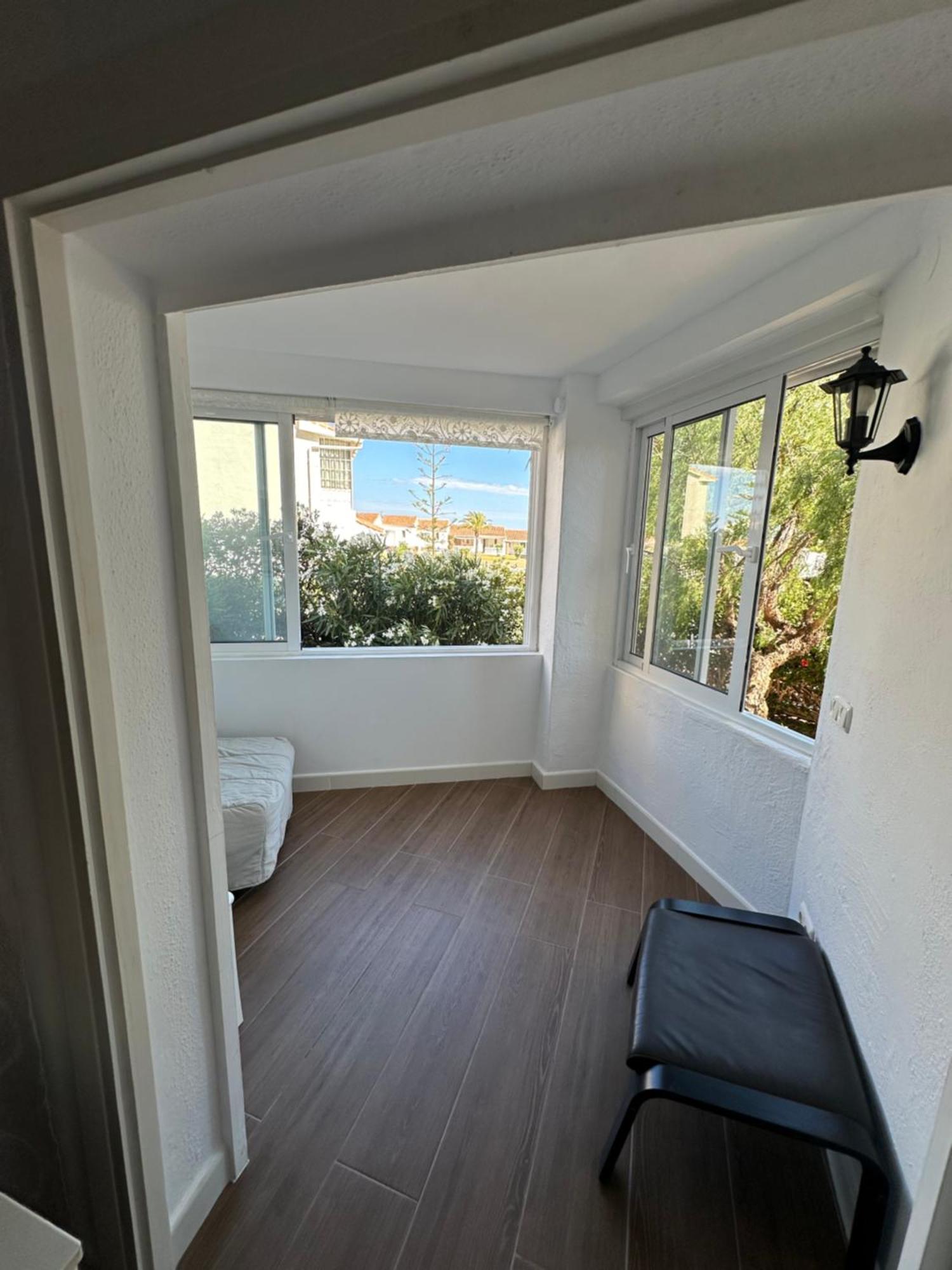 Precioso Apartamento Junto A Playa Y Con Piscina. Lägenhet Málaga Exteriör bild